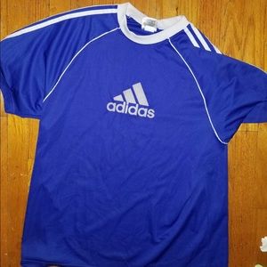 Men’s vintage Adidas shirt xlarge